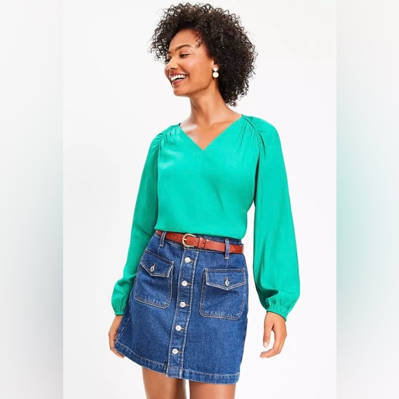 LOFT Dresses & Skirts - LOFT Patch Pocket Denim Skirt